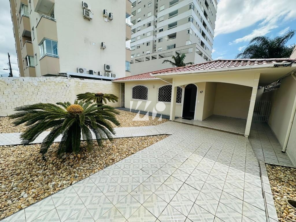 Casa em Centro, Palhoça. 3 quartos, 157m². Imagem 1 de 15